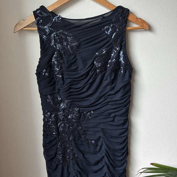 Adrianna Papell dress size 4 - Picture 2 of 7